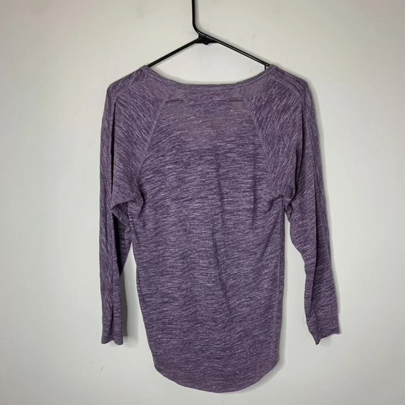 Aritzia Wilfred Free Top Henley 3/4 length sleeve Purple y2k 2000s Size XS - Picture 14 of 15